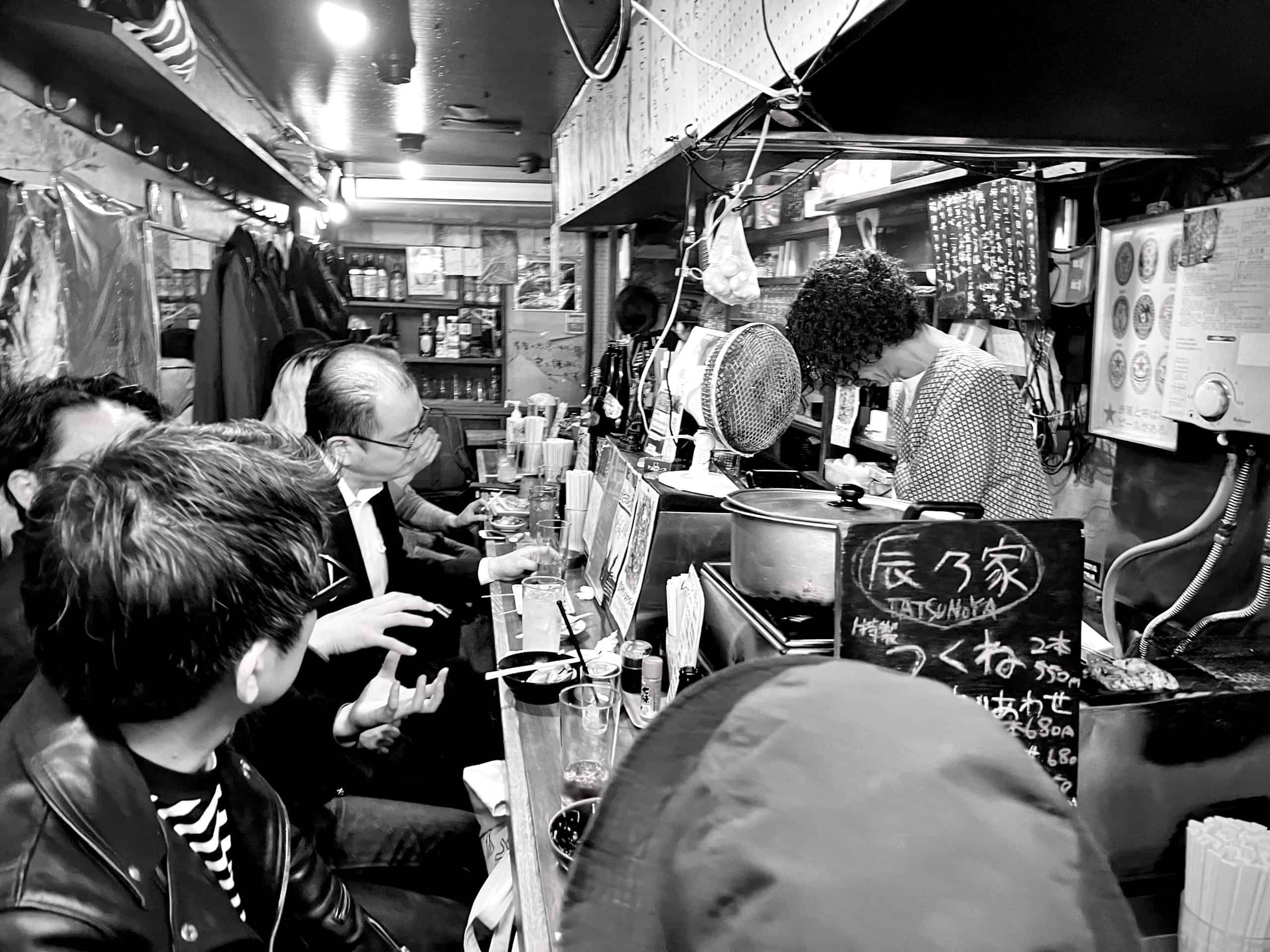 Shinjuku - photo by Ron Braverman 
